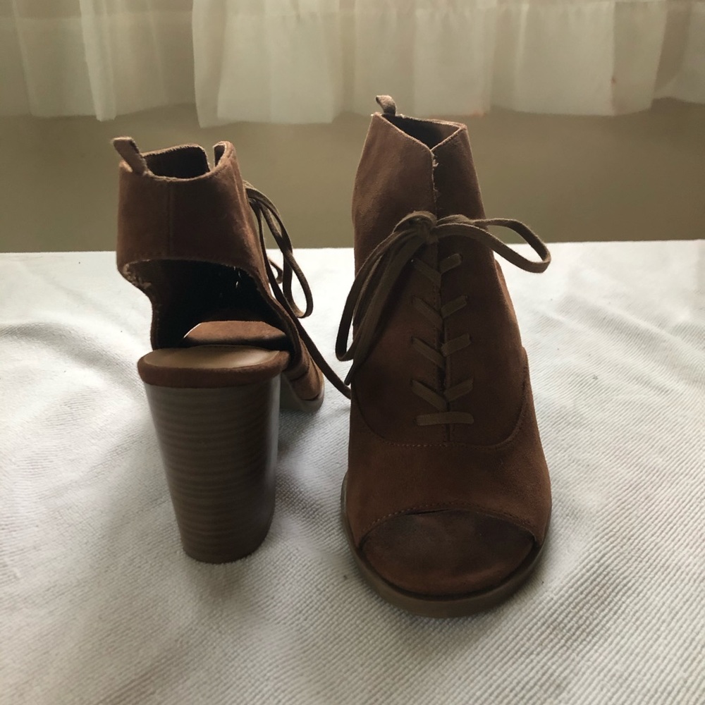 Gap high heels